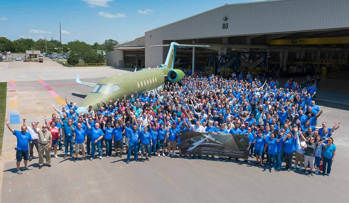 First Production Cessna Citation Longitude Rolls Out - FLYING Magazine