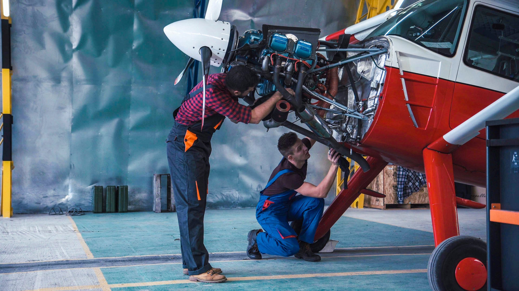 The Aviation Industry Must Address the Plight of the Mechanic - FLYING ...