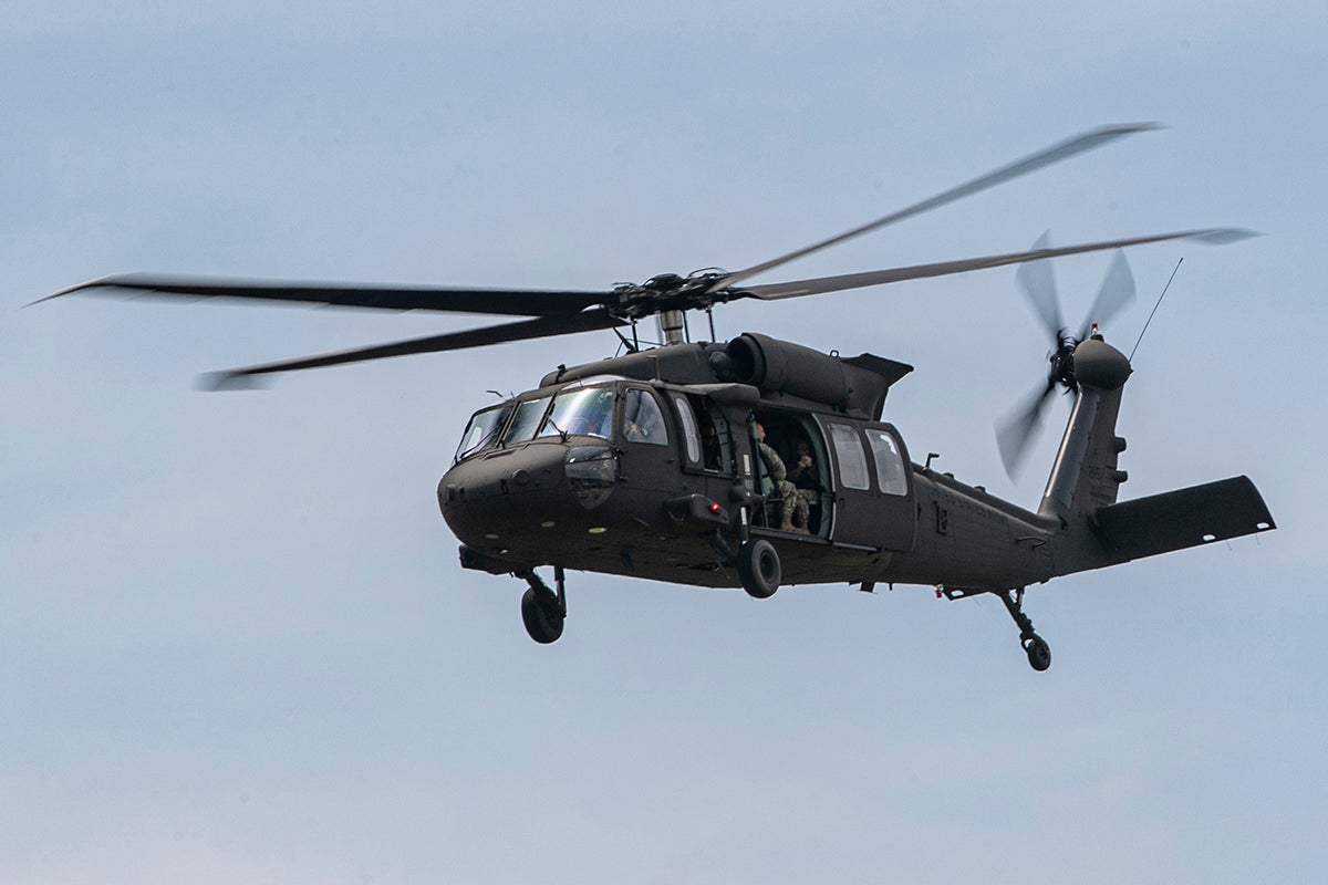 Sikorsky Scores $2.3 Billion Army Black Hawk Contract - FLYING Magazine