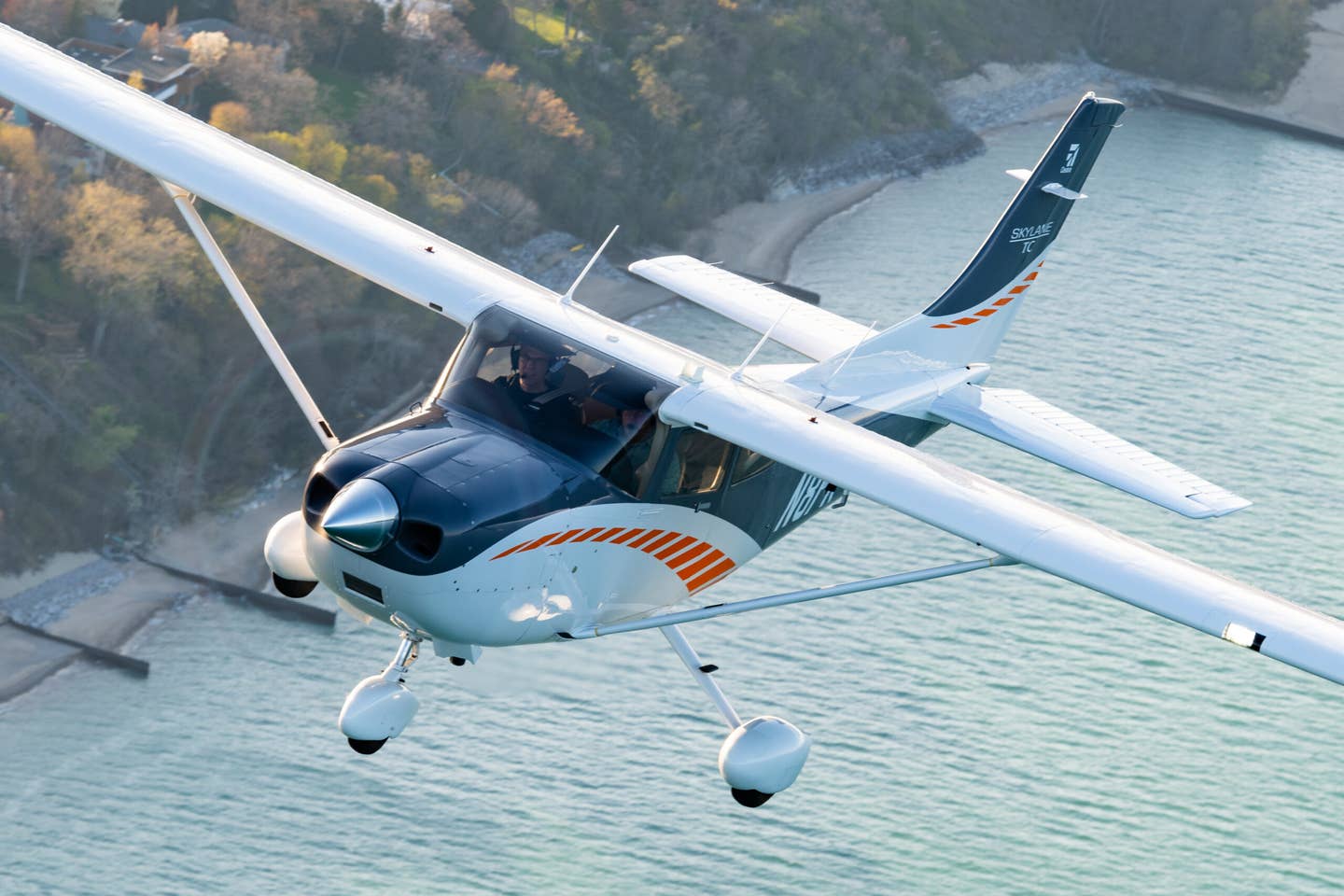 Ultimate Issue: We Fly the Cessna T182T Skylane