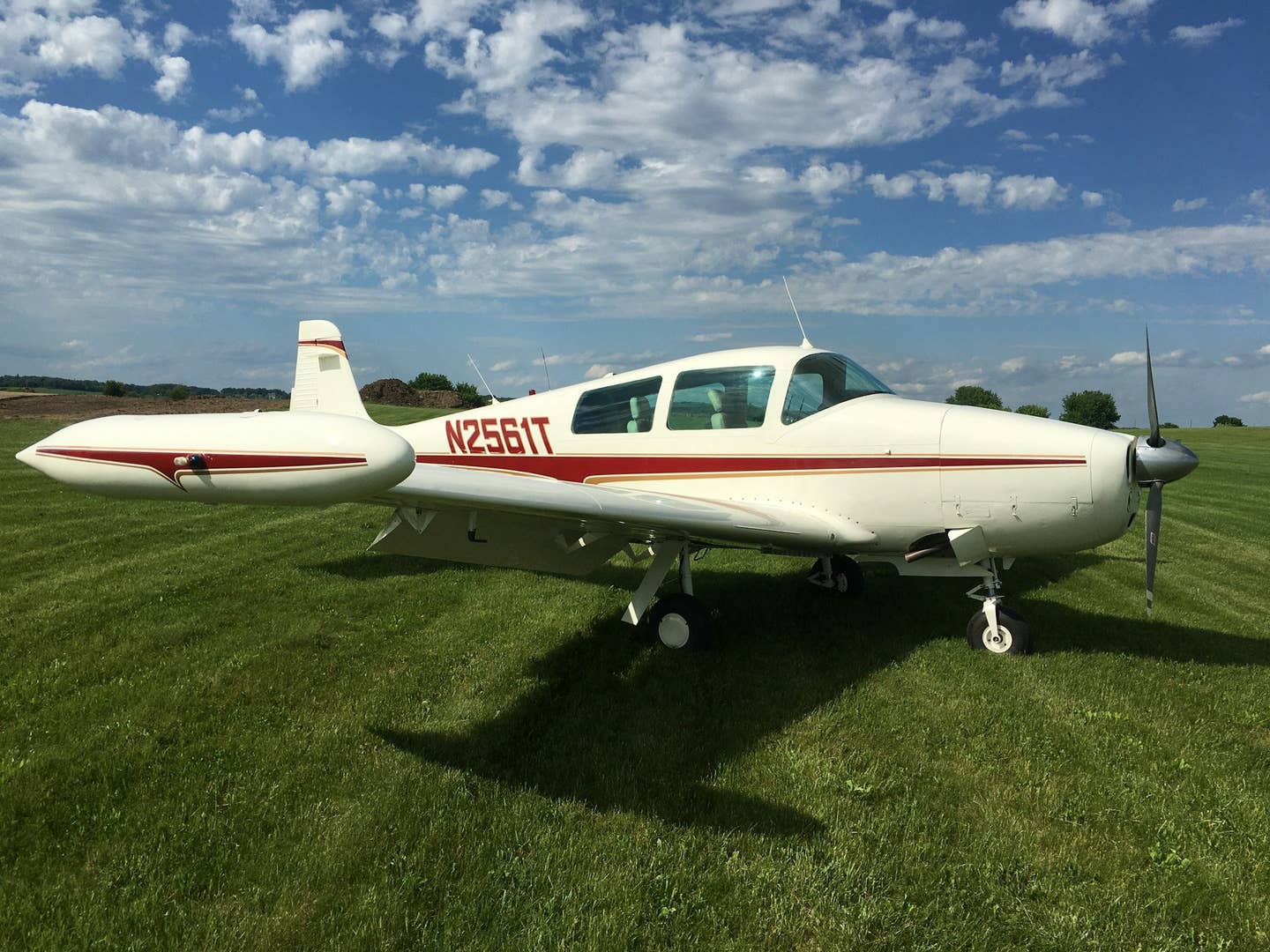 This 1976 North American Navion Is a Handsome Postwar ‘AircraftForSale’ Top Pick
