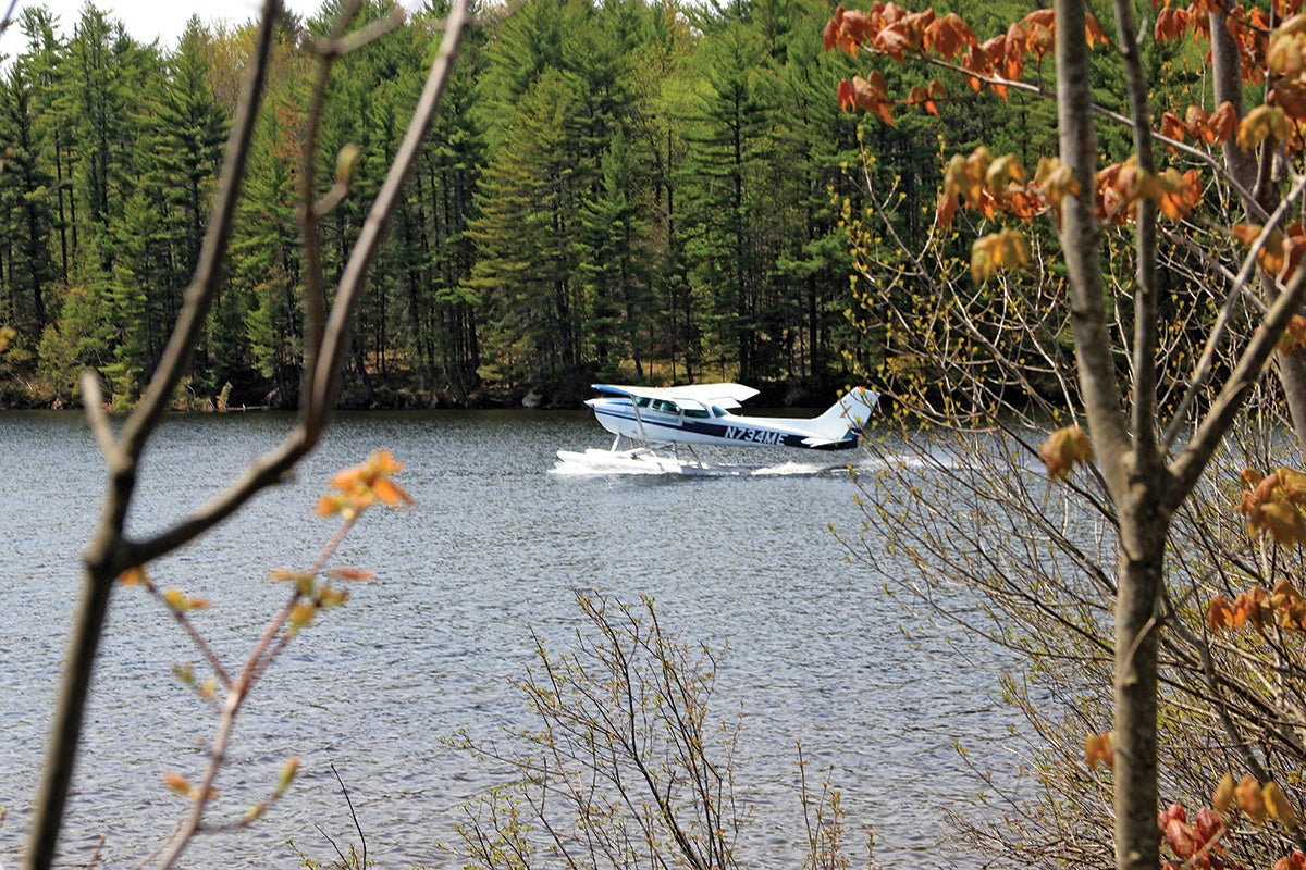 maine-seaplane19.jpg